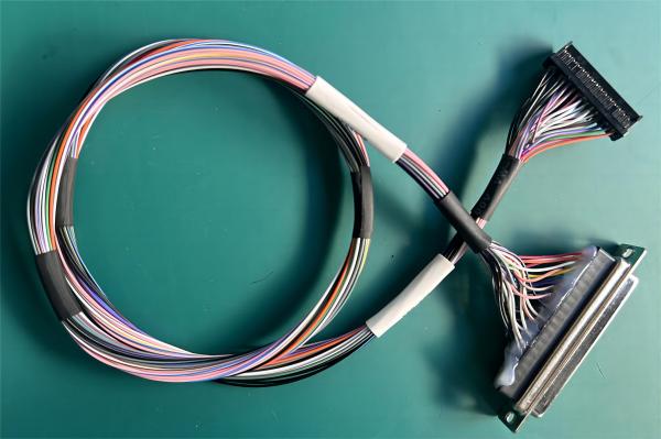Cheap Two Row Type Connector Insulation Metal Shielding Acquisition Signal Line 2.5KV DB37 for sale