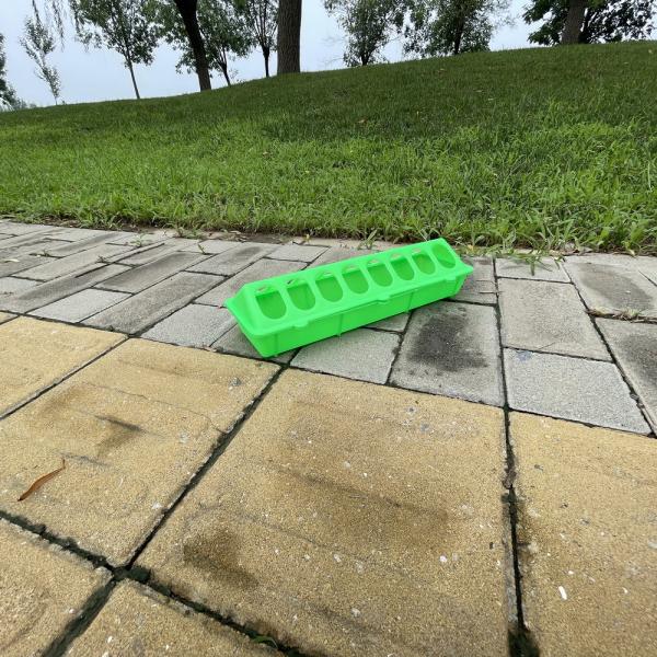 Cheap Weather Resistant Rectangle Poultry Feeding Trough No Sharp Edges Rectangular Shape for sale