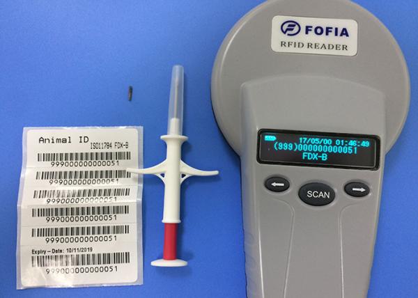 Cheap Gray Animal Microchip Scanner For Tracking Identity , High Scan - Sensitivity for sale