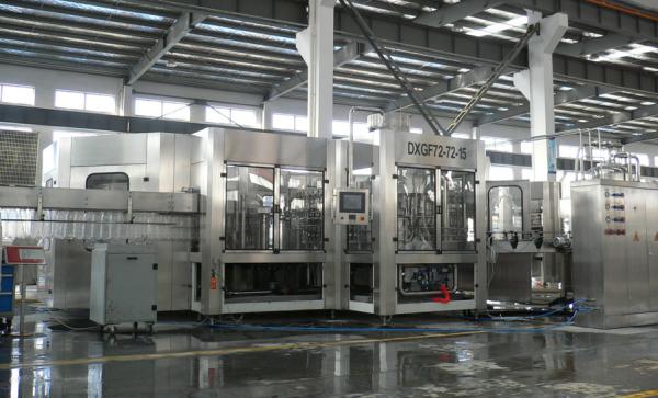 Cheap Drinks Liquid Carbonated Beverage Filling Machine for sale