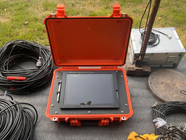 Cheap Digital Seismic Sensor Measuring Machine for Real-Time Disaster Monitoring for sale
