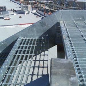 China Outdoor Galvanized Metal Bar Grating Steps 1500mm Width on sale
