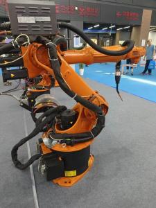 China The KUKA KR 16 L6 is a long reach low payload robot arm. It features an arm extender that expands the reach to 1911 mm. Arc Welding Robots, Assembly Robots, Electron Beam Welding Robots on sale
