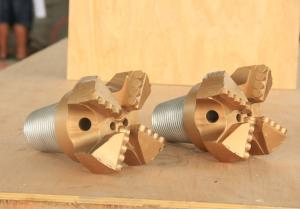 China PDC Drag Bit PDC Drill Bit 3 Wing 4 Wing 5 Wing Drag Bit For Water Well Drilling on sale