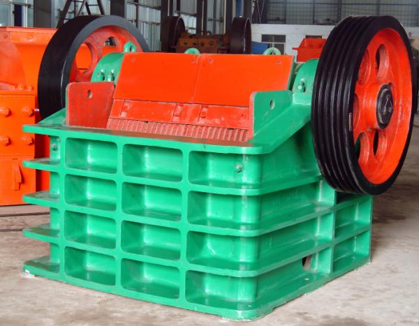 Cheap 320 mpa Jaw Crusher Automatic Concrete Block Making Machine for sale