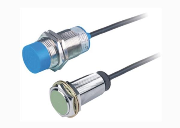 Cheap Count Bottles Adjustable Capacitive Type Proximity Sensor CM30 Wide Voltage Range for sale