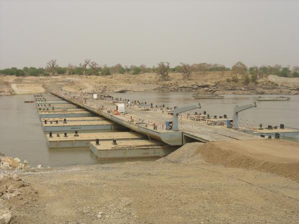 Cheap Reusable Pontoon Platform Temporary Floating Pontoon Bridge for sale