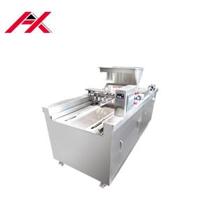 China 0.75kw Cupcake Muffin Maker , Cake Baking Machine 2-4second / Squeezing Time on sale