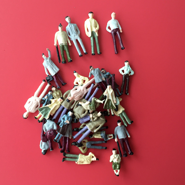 1:100 scale model figures painted mini plastic model fifures