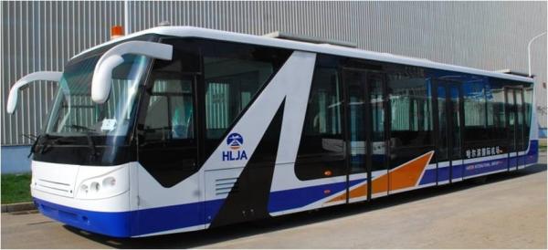 Cheap Cummins Engine Airport Passenger Bus Shuttle Bus To The Airport With Aluminum Apron for sale