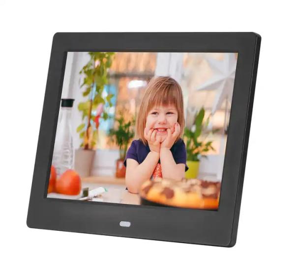 Cheap Digital Picture Frame with 1024x768 HD Display, autoplay via USB/SD Card Slots and Remote Control for sale