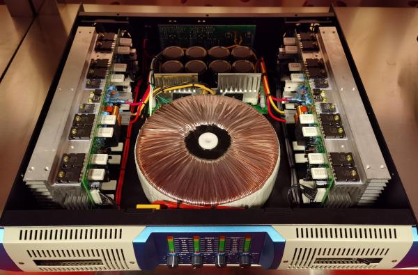 Cheap 4-Channel Power Amplifier With Advanced Cooling And Protection Circuitry for sale