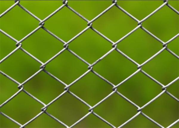 Cheap 60 X 60mm 30m Cyclone Chain Wire Fencing Pvc Coated Chain Link Mesh Fence for sale