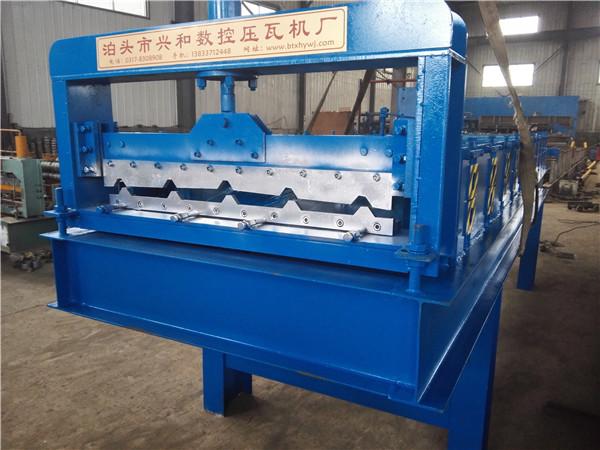 Cheap Fully Automatic Metal Roof Panel Roll Forming Machine for sale