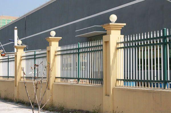 Cheap Modern Design Wrought Iron Fence Railing Waterproof Environmentally Friendly for sale
