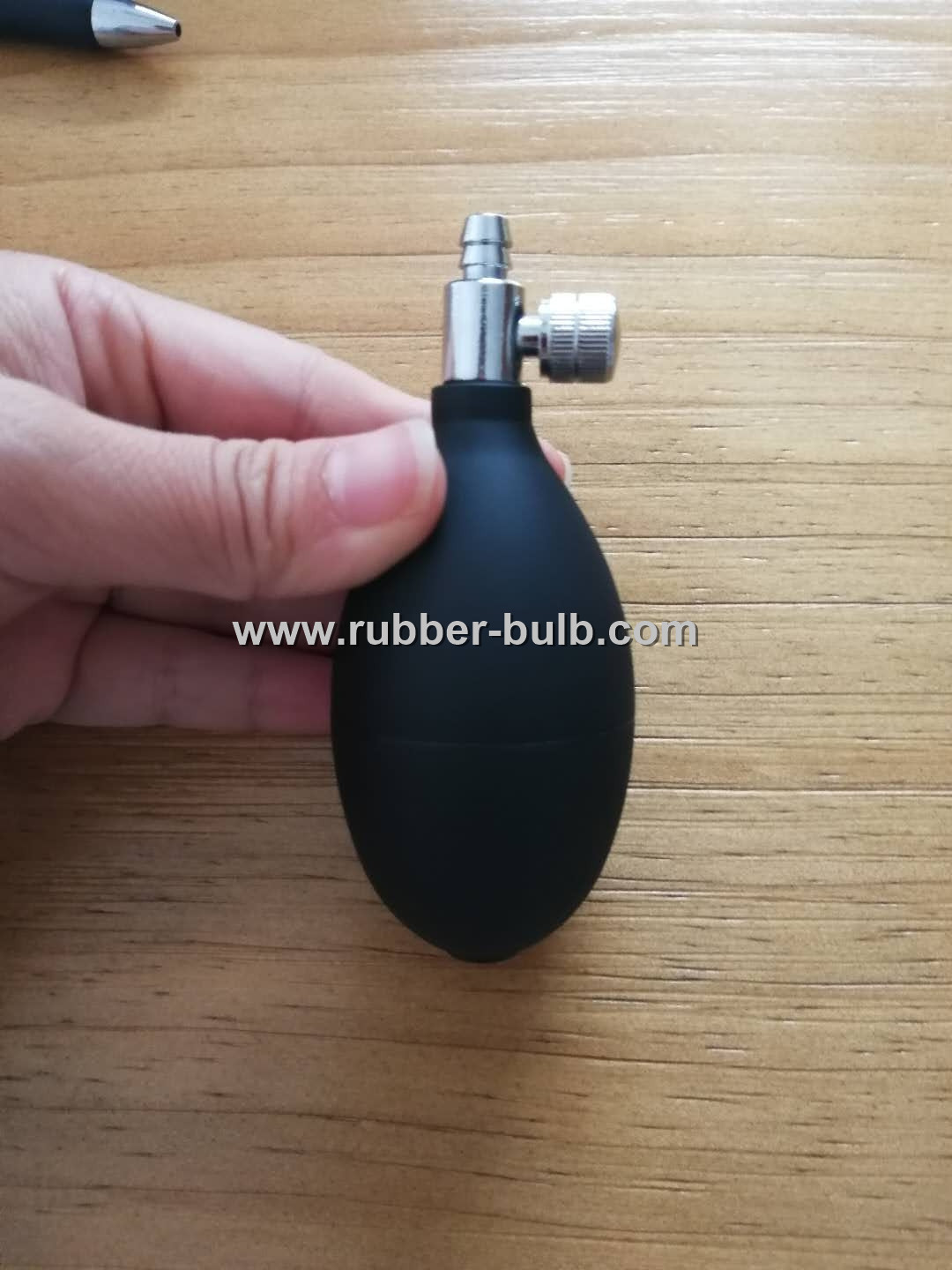 Rubber Blood Pressure Bulb For Spygmomanoment Durable Llight Weight OEM Orders