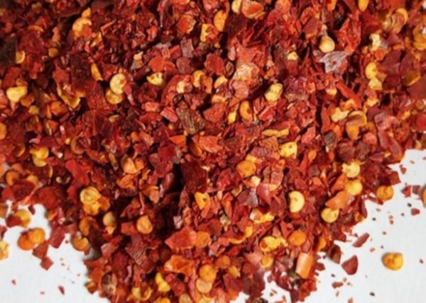 Cheap Chaotian Crushed Chilli Peppers 16 Mesh Sterilized Red Crushed Chilli for sale
