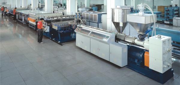 Cheap CE Certificated PP Hollow Sheet Extrusion Line PLC Temperature Control System for sale