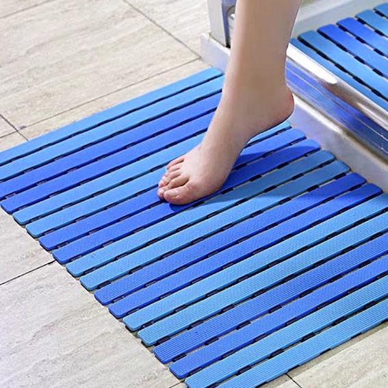 Cheap 60CM*150CM Anti Slip PVC Floor Mat Open Strip Non Slip Drainage Mat for sale