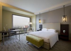 Hyatt British Style Hotel Room Furniture Sets ISO9001 Certification