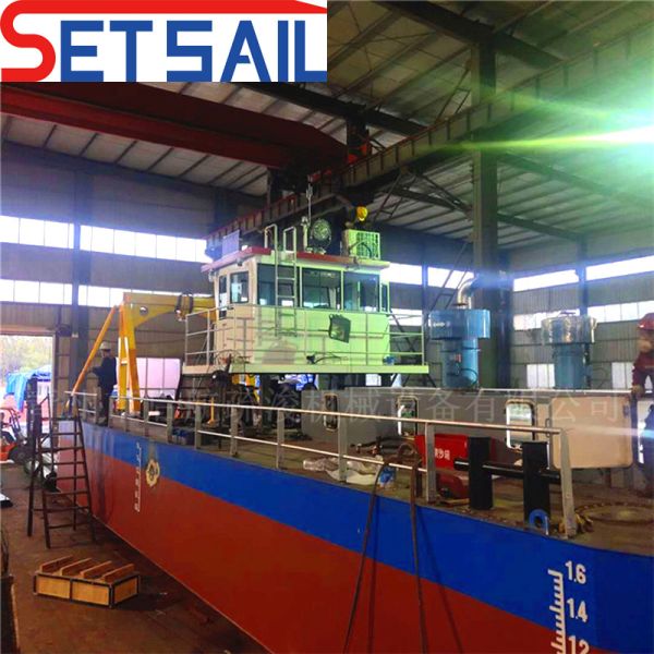 Trailing Hopper River Mud Dredger with Diesel Engine Customizable Options