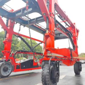 China 40T Mobile Gantry Crane Shipping Container For Lifting Oversized Products on sale