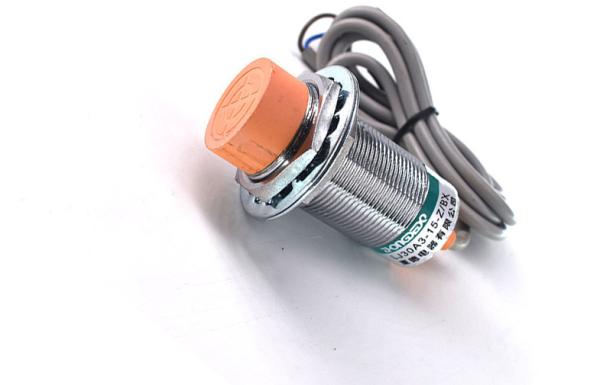 Cheap Water Proofing Inductive Proximity Switch Long Service Life Simple Operation for sale