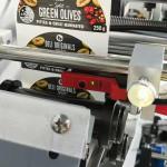 Customizable Labeling Machine Automtiac Flat Surface Bottle Labeller With Date