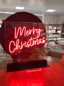 China Anti Shake Custom LED Neon Signs SMD2835 IP67 High Strength Long Working Life on sale