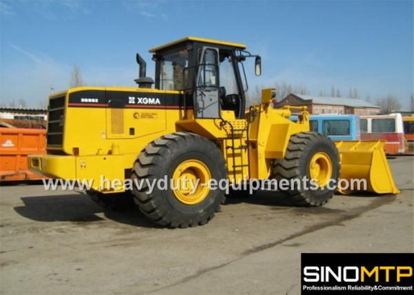 Cheap Wheeled Front End Loader 4M³ Bucket , 175kN Breakout Force Payloader Machine for sale