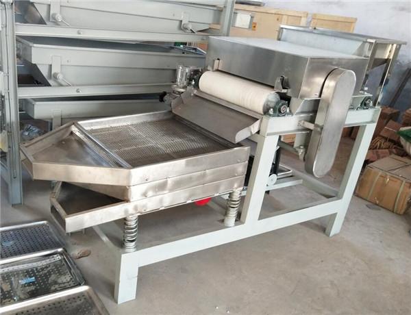 Cheap walnut cutting machine, walnut chopping machine, walnut cutter for sale