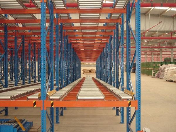 Cheap perishable goods gravity flow racks , double - deep pallet racking systems for sale