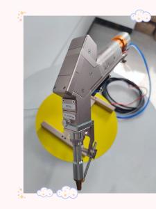China Versatile Fiber Laser Welding Head for Multi-Purpose Welding Applications on sale