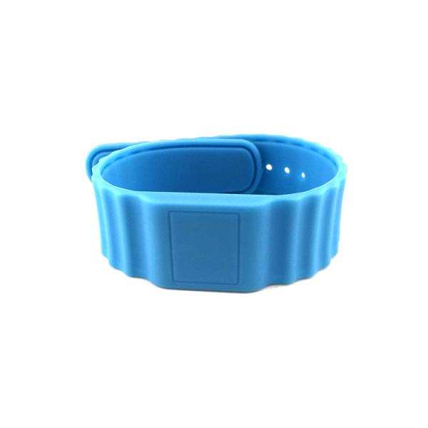 Cheap Open Type Silicone RFID Wristbands Waterproof , NFC 213 Custom RFID Wristbands for sale