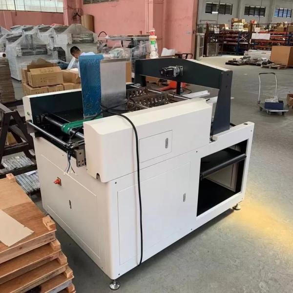 Cheap 100 - 200pcs/min PLC Control Box Corner Pasting Machine for sale