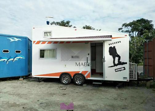 Cheap Family Use Prefab Mobile Homes , Prefab Movable Homes Flat Roof Type for sale