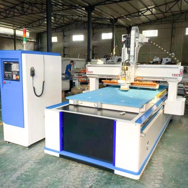 Cheap Furniture ATC CNC Router Machine 3PH CNC Cutting Machine Wood for sale