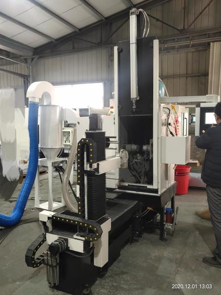 Cheap Accurate Saw Blade CNC Sandblasting Machine With Robot for sale