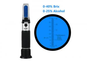 China Specific Gravity Hand Held Sugar Refractometer Veterinary Use Temperature Compensation on sale
