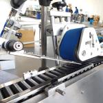 Horizontal Automatic Vial Labeling Machine For 2ml 3ml 5ml 10ml Small Tincture