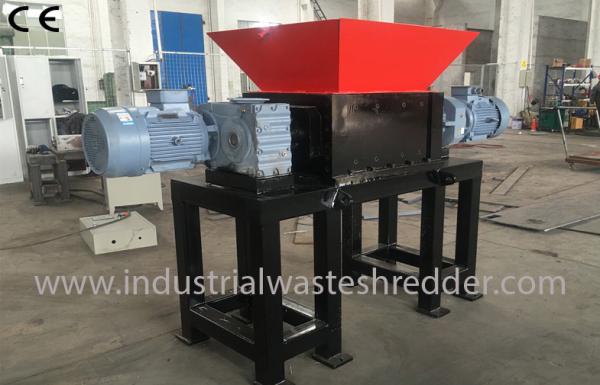 Cheap Rolls / Tubes Cardboard Box Shredder Machine Multi - Claw Blades Uniform Discharging for sale