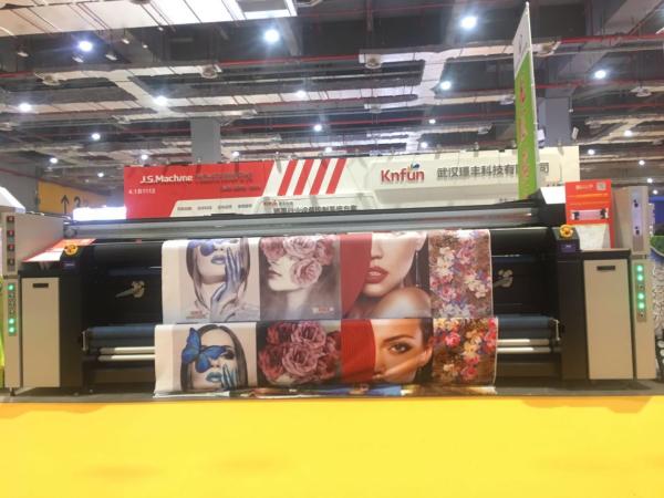 Cheap Large Format Inkjet Textile Printing Machine High Resolution With Automatic Feeding System for sale