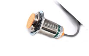 Best Cylinder Shape Industrial Proximity Switch , Inductance Proximity Sensor wholesale