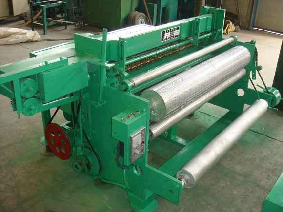 Cheap Automatic Welded Wire Mesh(in roll) Machine in stock for sale