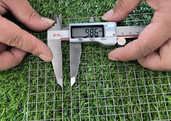 Cheap Long Hole Stainless Steel Welded Mesh 1 /2 inch Free Sample Square Hole Design for Robust for sale