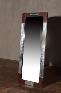 China 175cm Height Aluminium Vintage Looking Mirrors For Bedroom on sale
