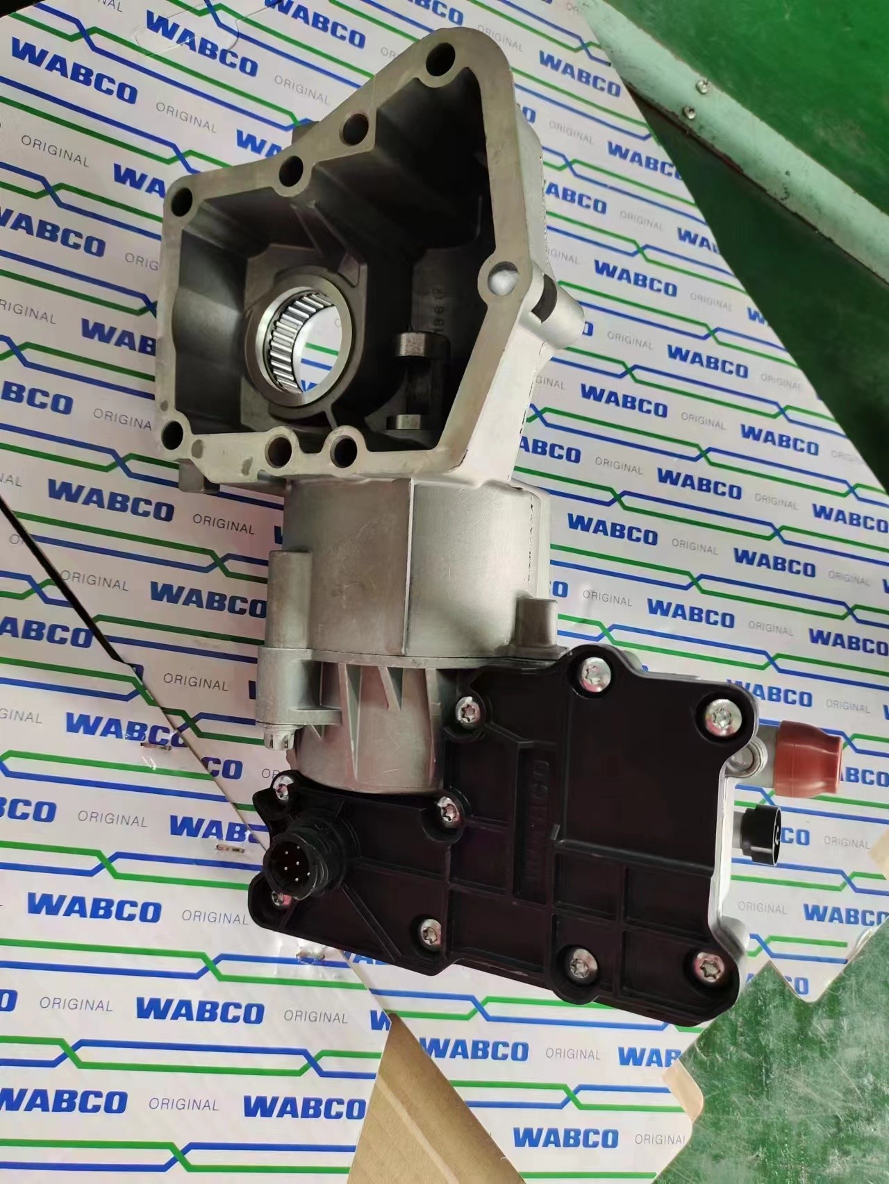 gear shifting cylinders with 16 gears 4213500880