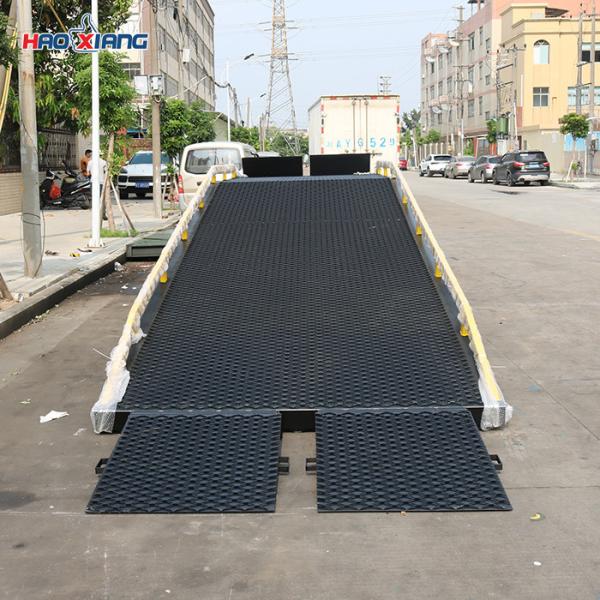 Cheap Movable Dock Ramp 3m Platform Hydraulic Dock Ramp For Container Unloading for sale