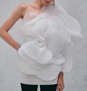 Best Apparel Custom Vendor High End Slanted Shoulder Flower Dress Sleeveless Skirt White Wedding Dress wholesale