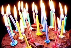 Vertical Core Spiral Birthday Candles , Custom Birthday Cake Candles No Deformation